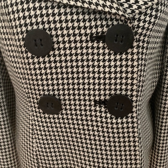 Liz Claiborne’s blazer!! - Picture 4 of 6